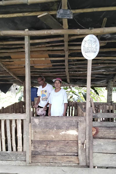 Brother and Sister Anggi To Seek Life